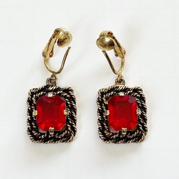 Sarah Coventry Vintage Gold-Tone Clip-On Earrings With Red Glass Signed - Picture 1 of 5